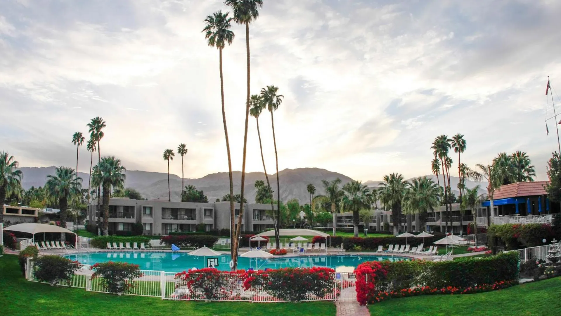 7 Budget Hotels Near Indian Wells Tennis Garden Worth Booking
