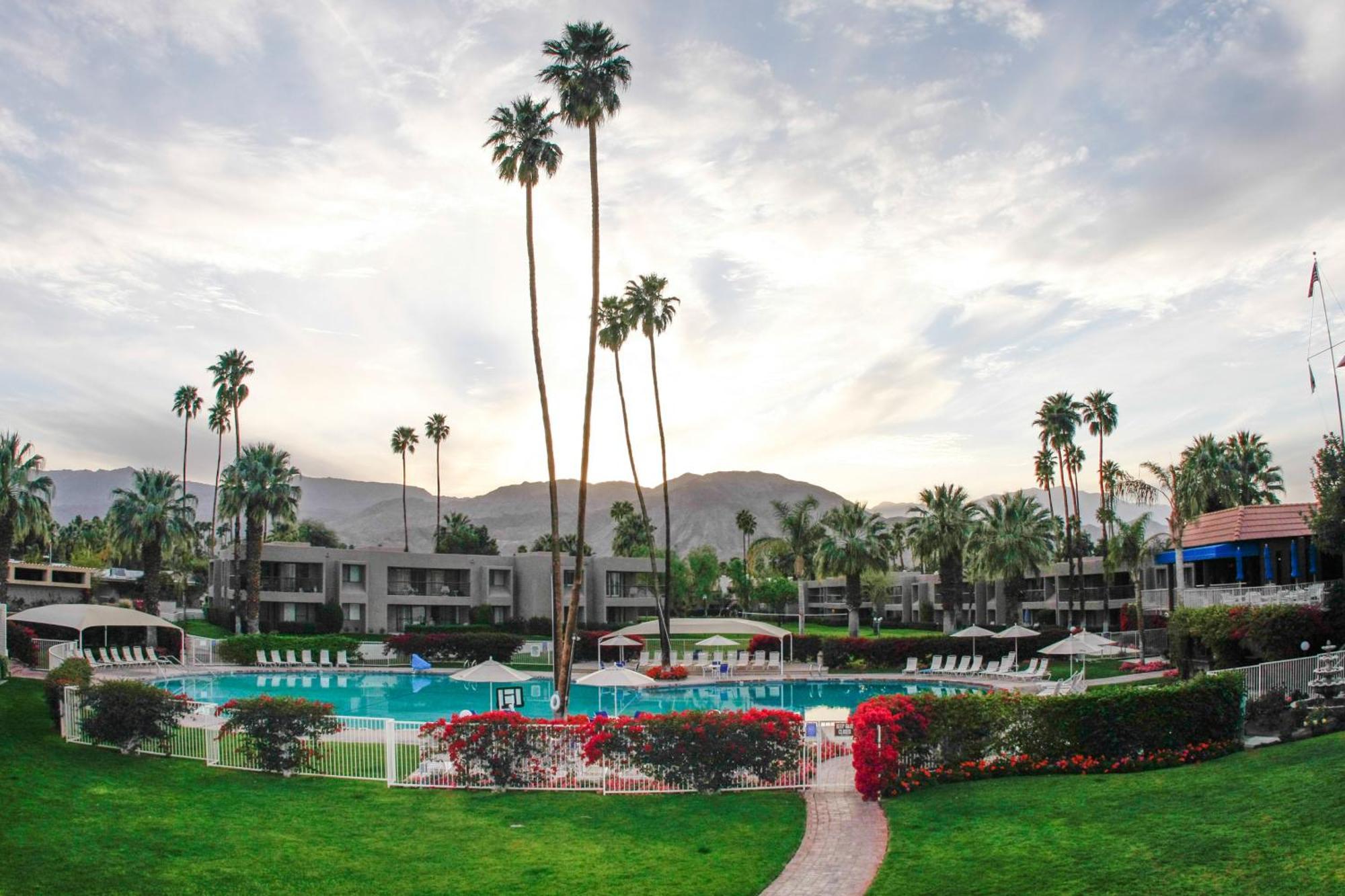 7 Budget Hotels Near Indian Wells Tennis Garden Worth Booking