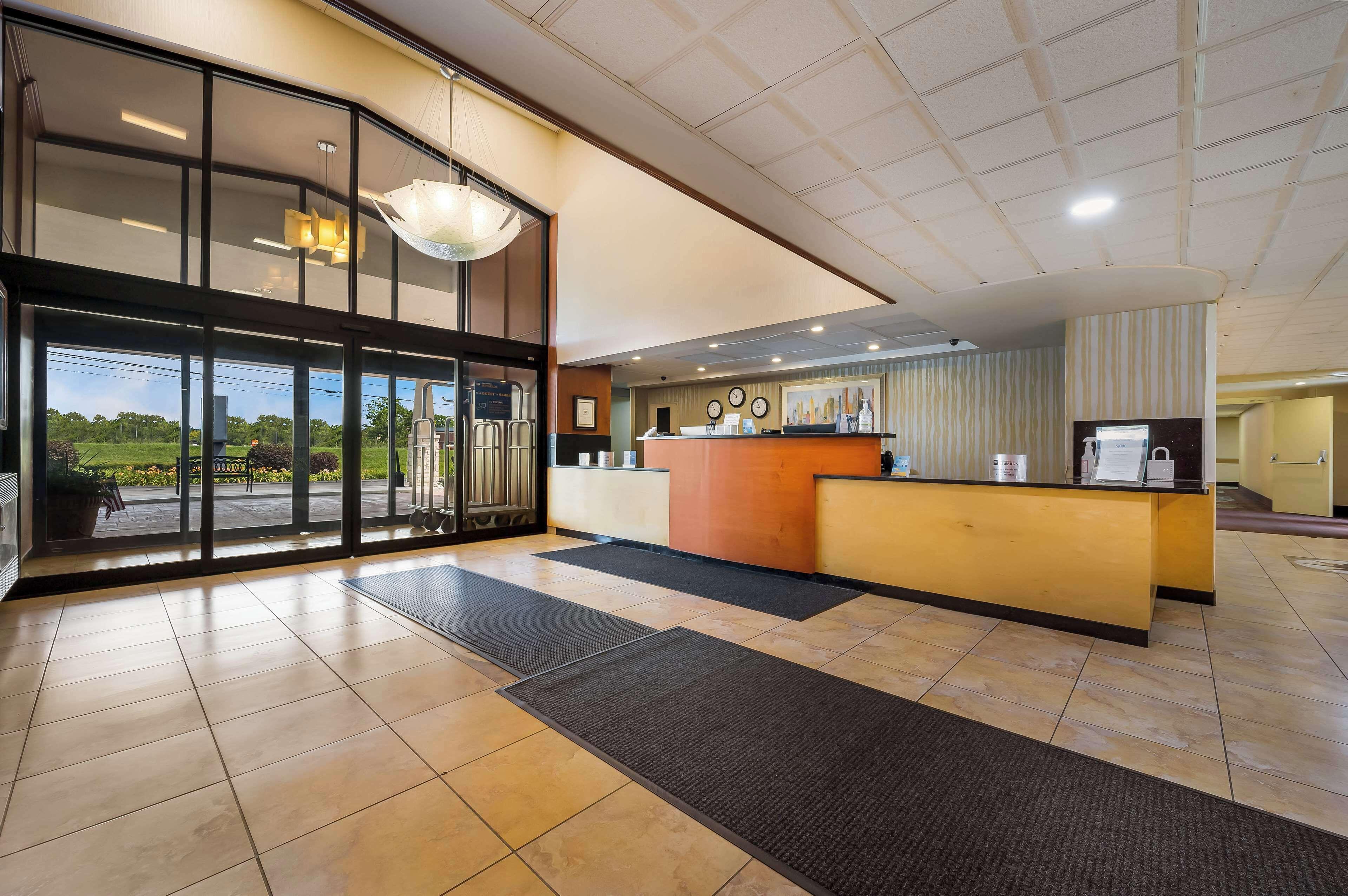 Staying Near Main Street Novi: 5 Budget Hotels Compared